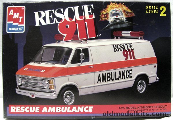 AMT 1/25 Rescue 911 - Chrysler Van - Ambulance, 6416 plastic model kit